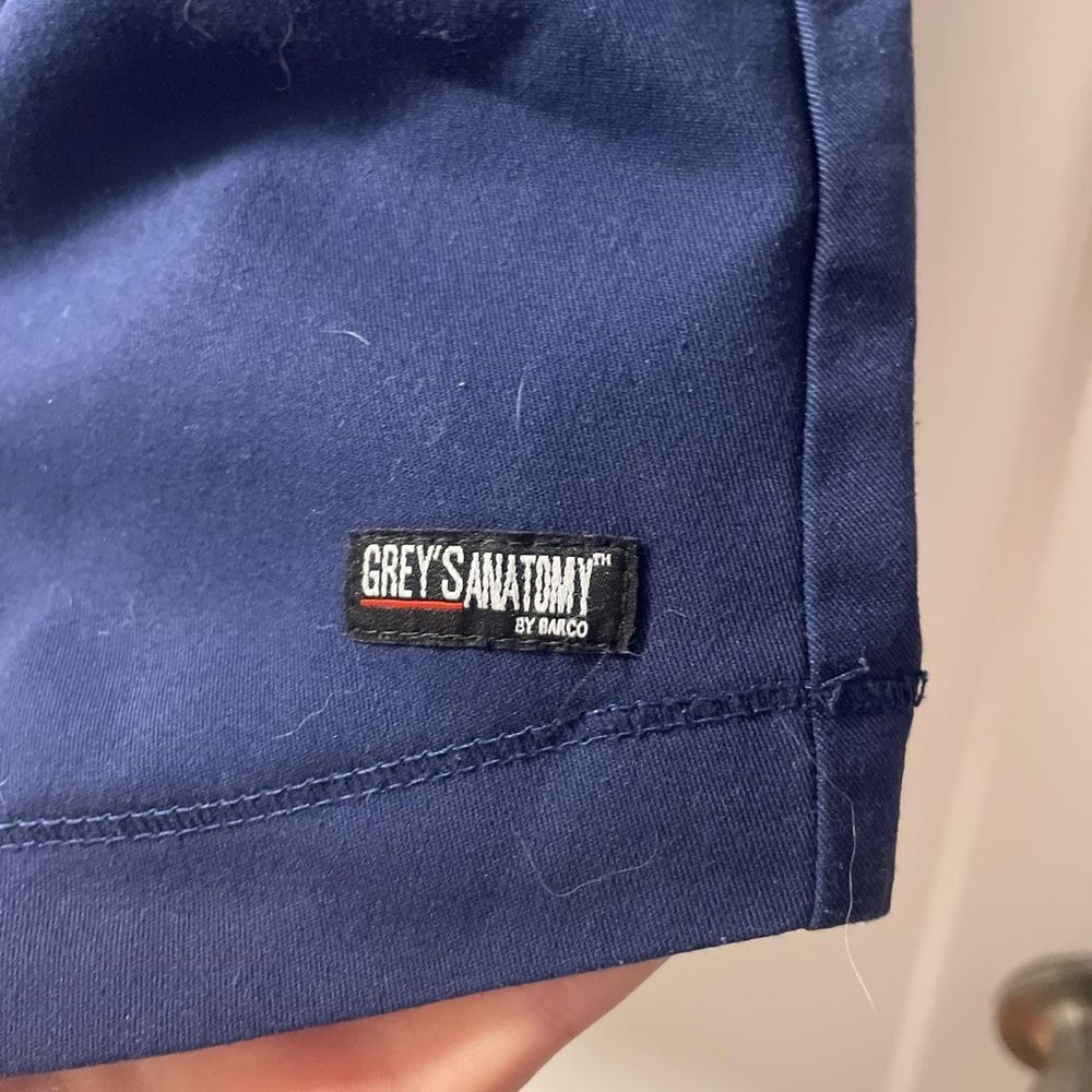 Spy Greys Anatomy Scrub Top - Picture 3 of 5